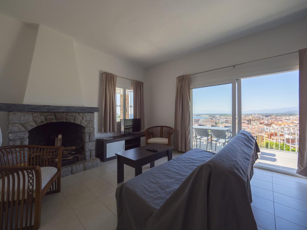 הוילה רוזס Inmosantos Casa Tordera מראה חיצוני תמונה